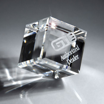Optic Clear Crystal Cube (med)