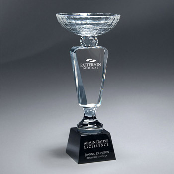 Faceted Crystal Cup On Crystal Base (lrg)